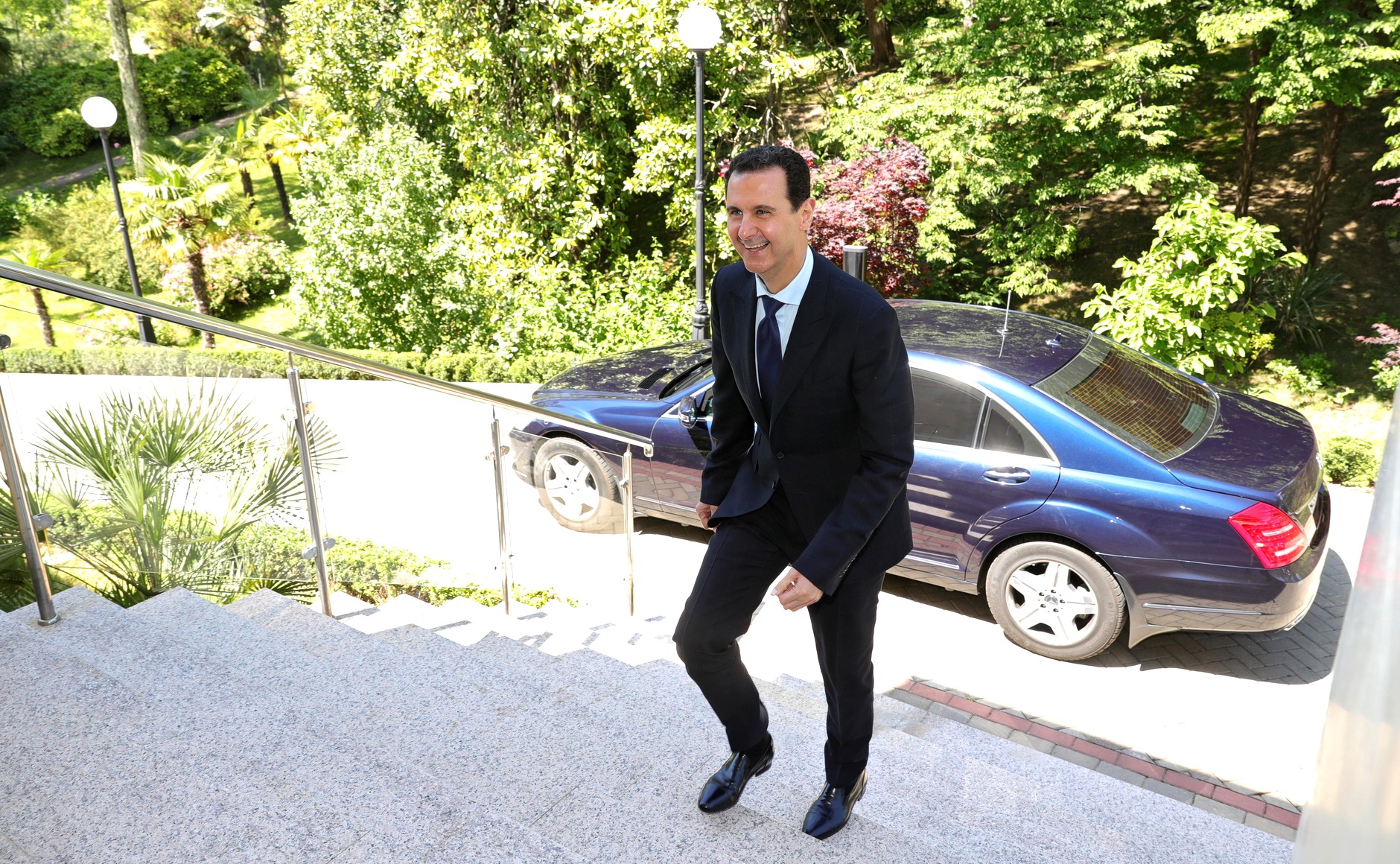 Baschar al-Assad, 17.05.2018. www.kremlin.ru. Via Wikimedia Commons. Kontextporträt. Lizenzprüfung: 2026-09-26. Baschar al-Assad, 17.05.2018. www.kremlin.ru. Via Wikimedia Commons. Kontextporträt. Lizenzprüfung: 2026-09-26.